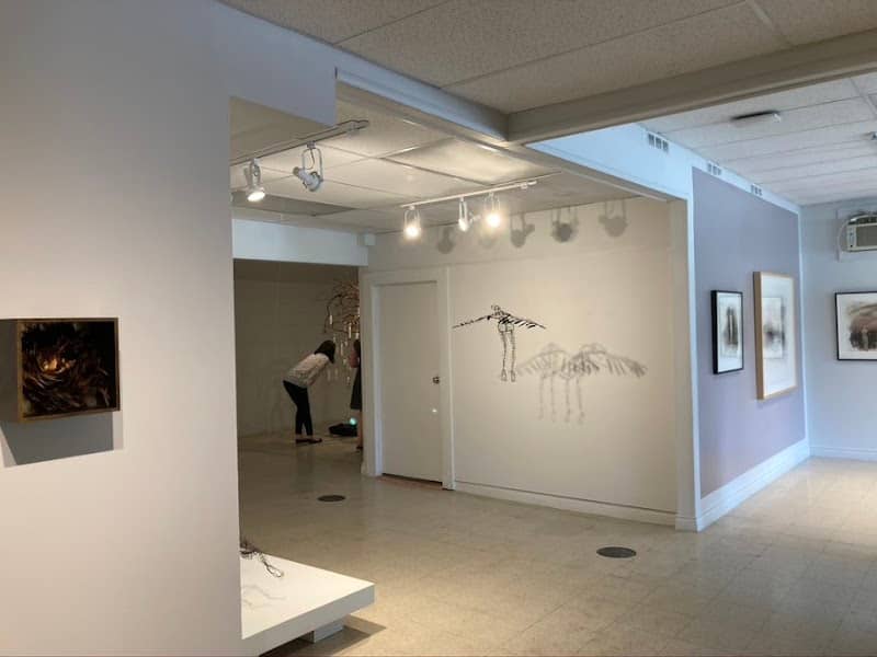 Lake Country Art Gallery - Image 2