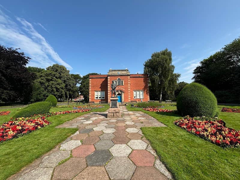 Nuneaton Museum & Art Gallery - Image 1