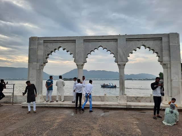 Baradari - Image 2