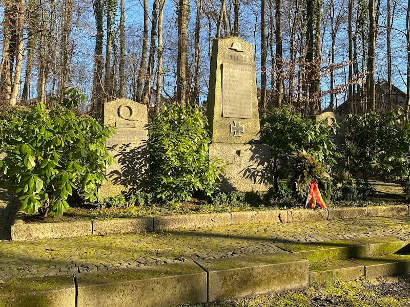 Ehrenmal für die Gefallenen - Image 1