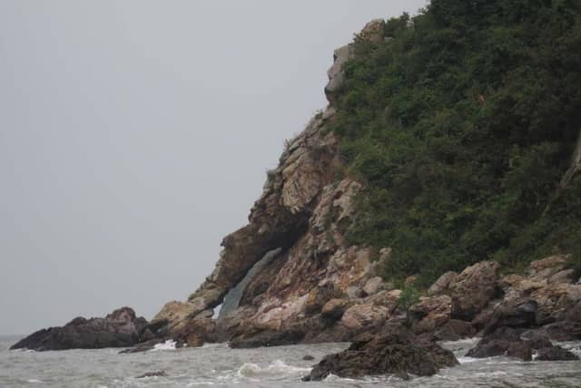 Tseung Kwan Shek (General's Rock) - Image 1