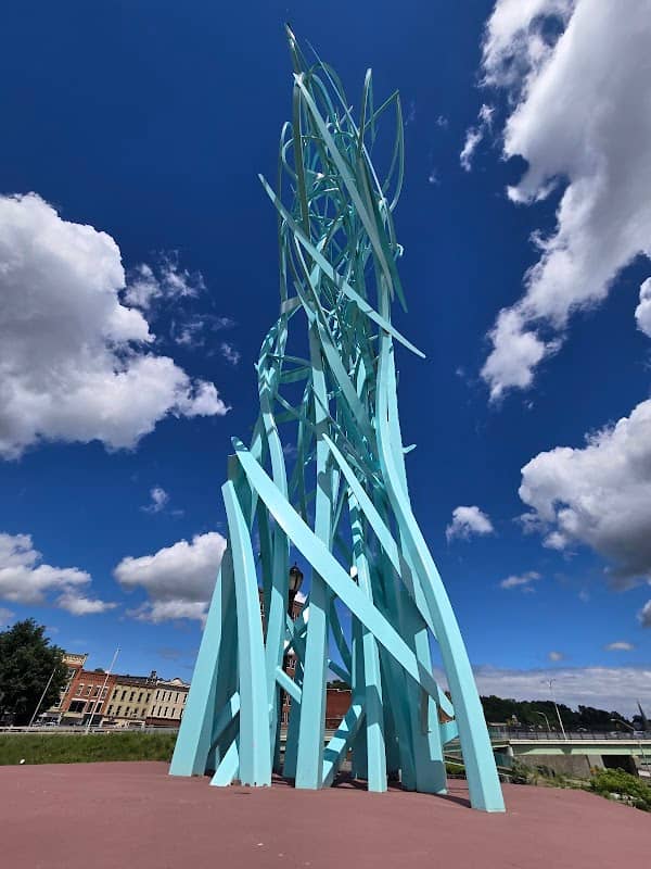 Mohawk Valley Gateway Overlook Pedestrian Bridge - Image 2