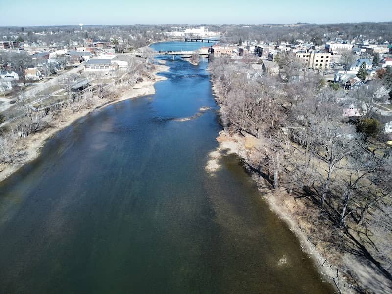 South Riverside Park - Image 2
