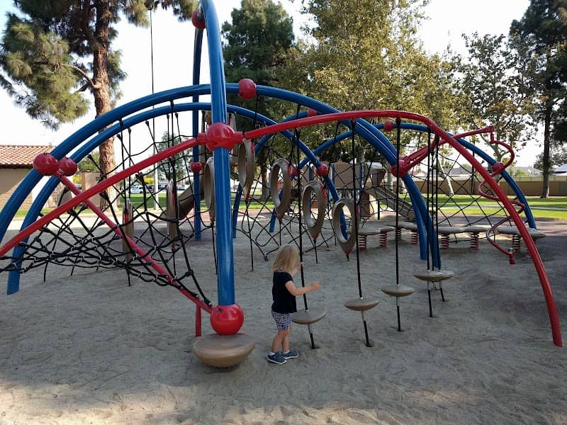 Heroes (San Marino) Park - Image 2
