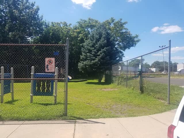 Quentin Avenue Park - Image 1