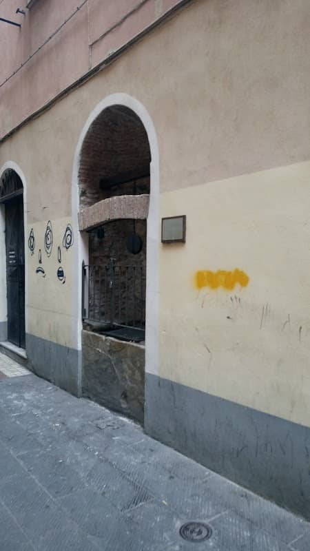Pussu du caruggiu di Mü pozzo del 600 - Image 2