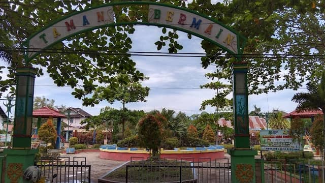 Taman Bermain - Image 1