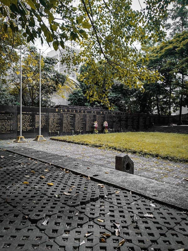 Bantayog ng mga Bayani - Image 2