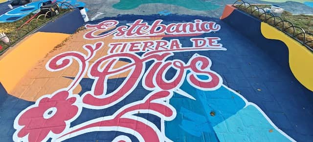 Paseo de Los Colores Estebania - Image 1