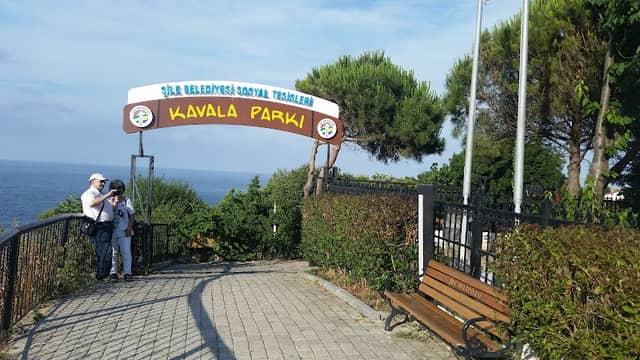 Kavala Parkı - Image 1