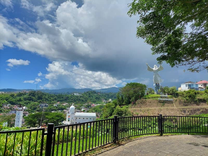 Vantage Point for Monumen Yesus Memberkati - Image 2