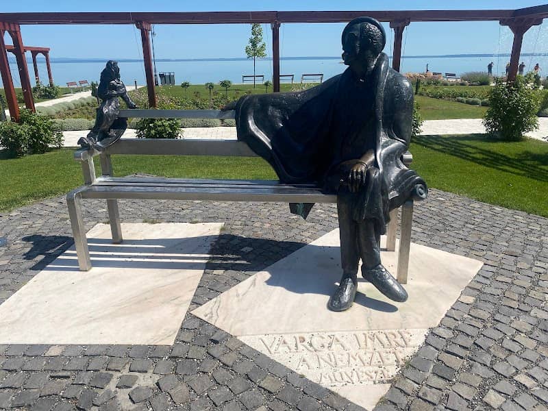 Fishermen and Ferryman Statue - Image 1