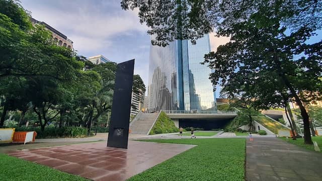 Ayala Triangle Gardens - Image 2