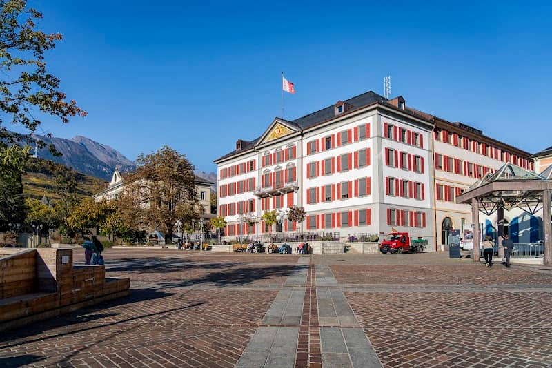Place de la Planta - Image 1