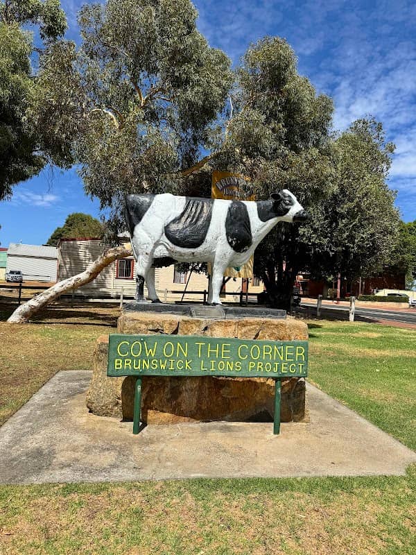 Daisey the Cow on the Corner - Image 1