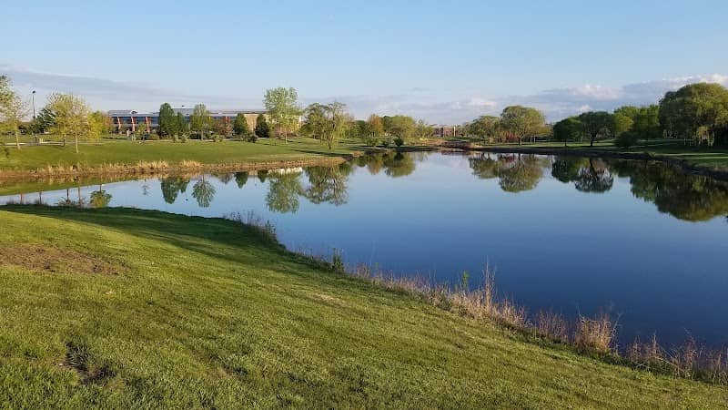Veterans Park - Image 1