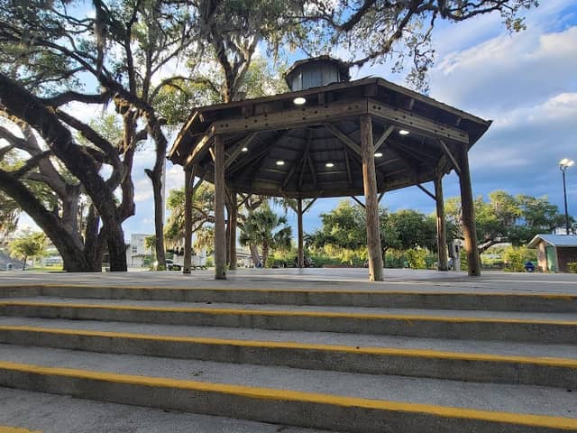 Barron Park - Image 1