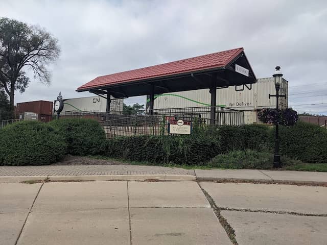 Homewood Railroad Viewing Platform - Image 1