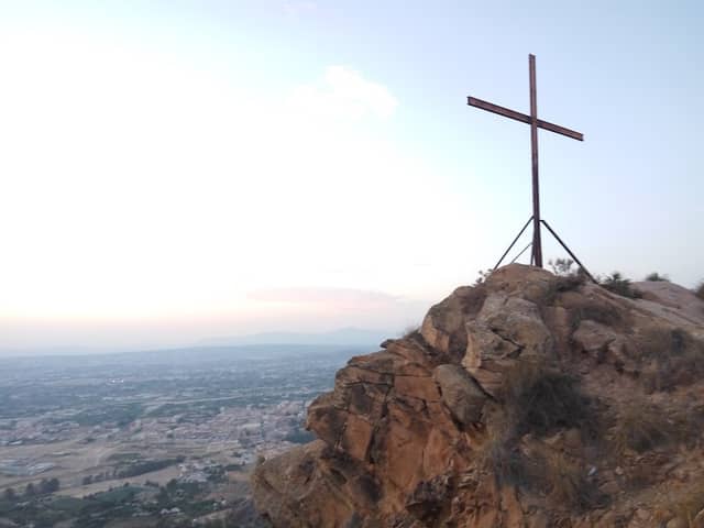 Cruz del Picacho - Image 1