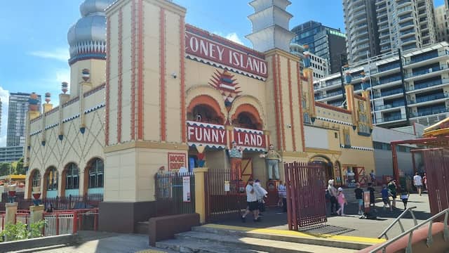 Luna Park Sydney - Image 3
