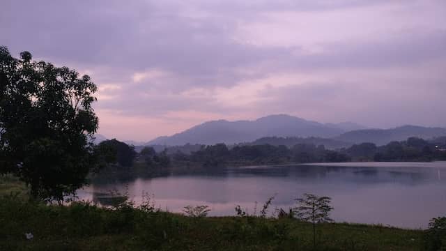 Jogging Track & Park Tasik Taman Indah Tg Rambutan - Image 2