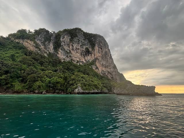 จุดดำน้ำ เกาะปอดะ - Image 1