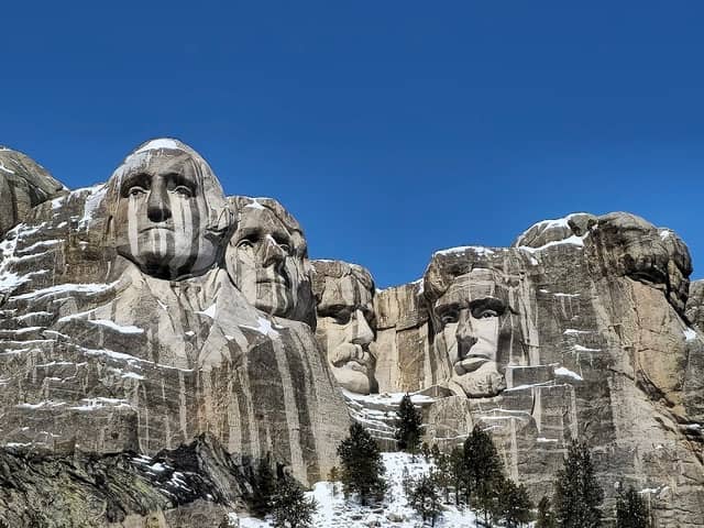 Mount Rushmore National Memorial - Image 1