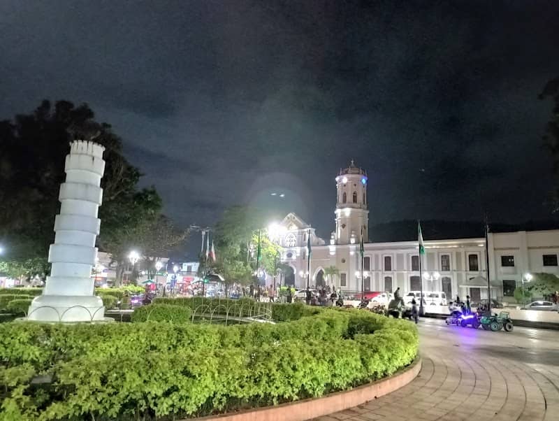 Parque Principal - Image 2