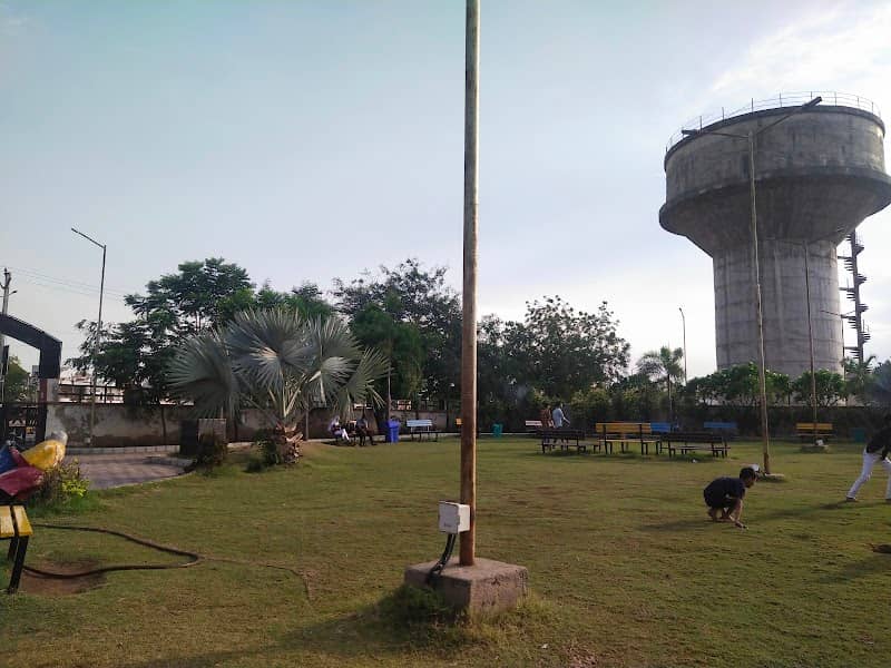 Subhashchandra Bose Park - Image 1