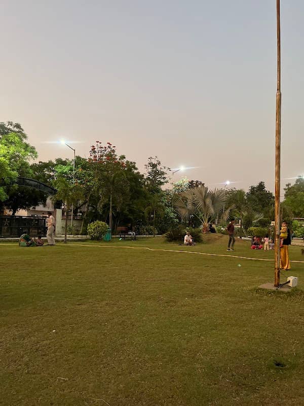 Subhashchandra Bose Park - Image 2