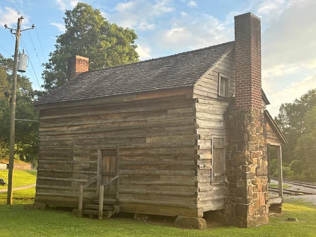 Couey House - Image 2