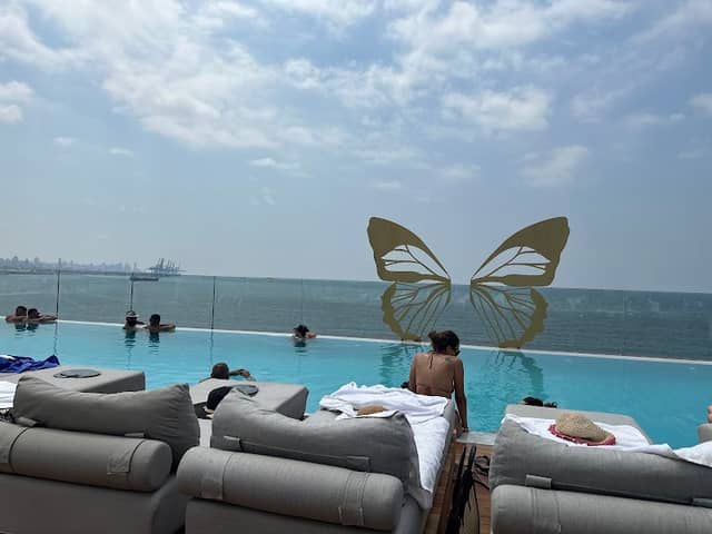 Aria Pool Side - Image 2