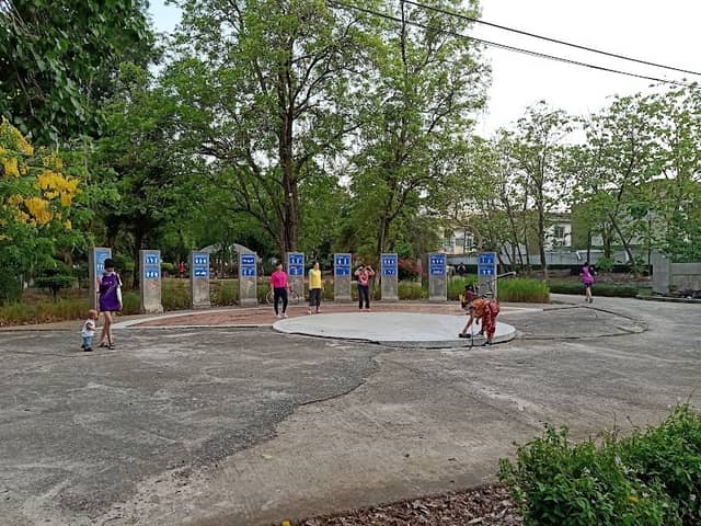 Thanommitr Park - Image 1