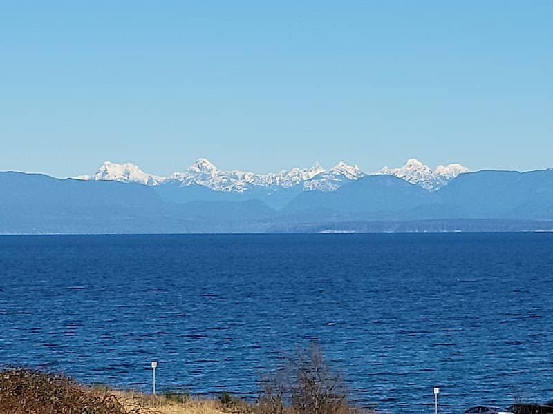 Air Force Beach, Comox - Image 2