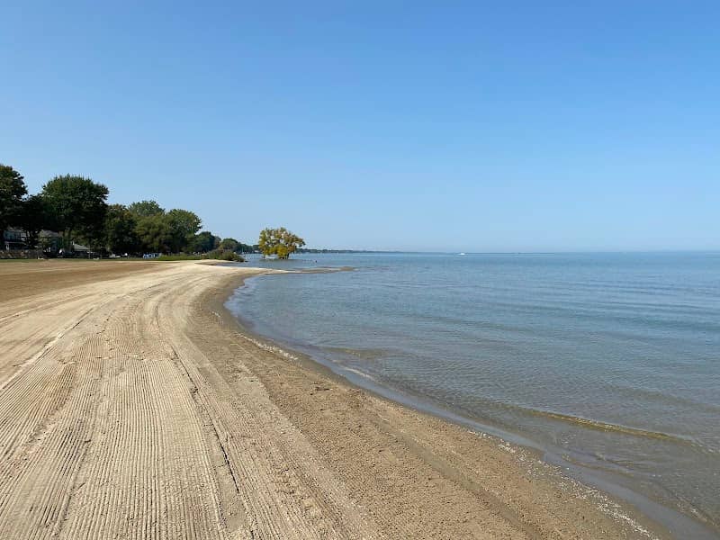 Lakeview Park West Beach - Image 1
