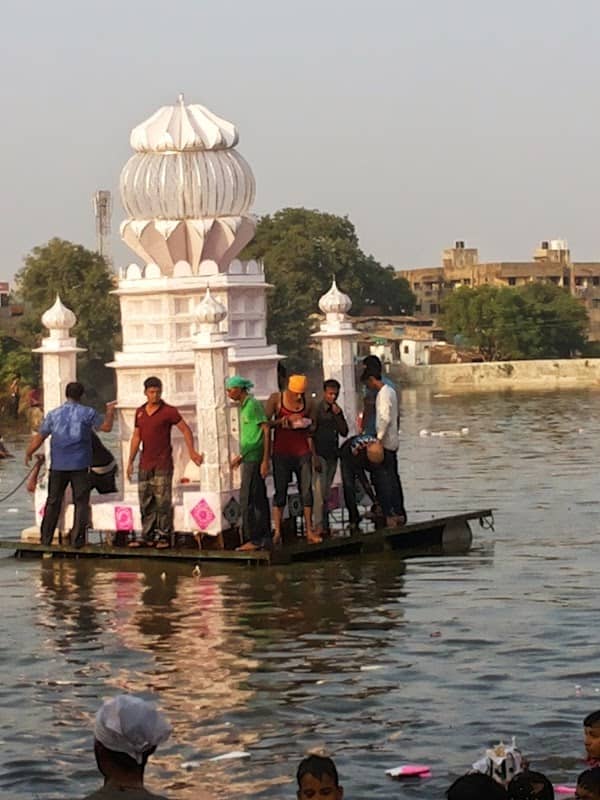 Sarasiya Lake - Image 1