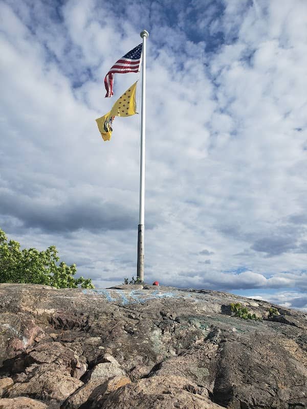 High Rock Memorial Park - Image 1