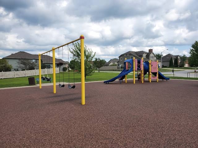 Heron Lake Park - Image 1