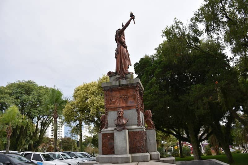 Monumento à Independência - Image 1