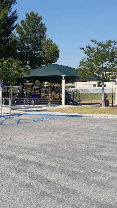 North Oaks Park - Image 1