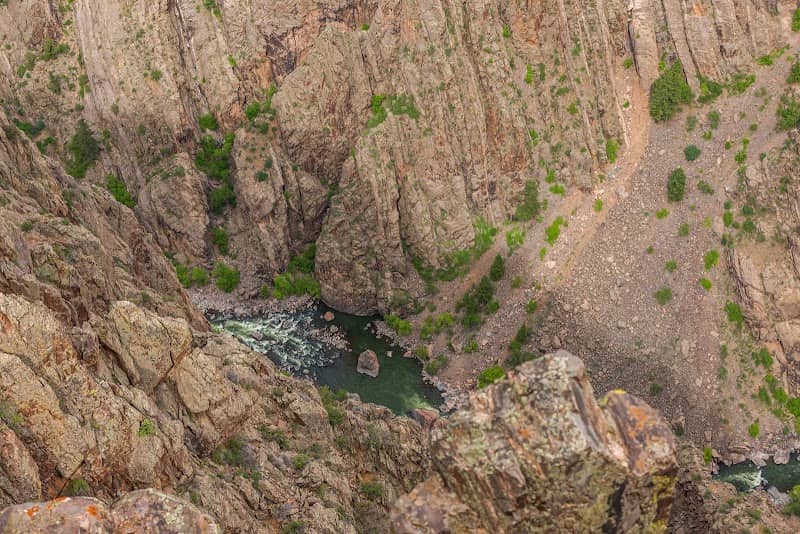 Cross Fissures View - Image 3