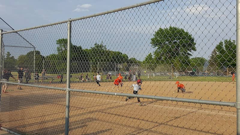 Lakeview Knolls Park - Image 1