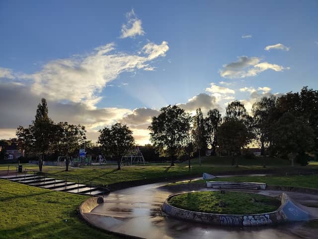 Duchess of Hamilton Park - Image 2