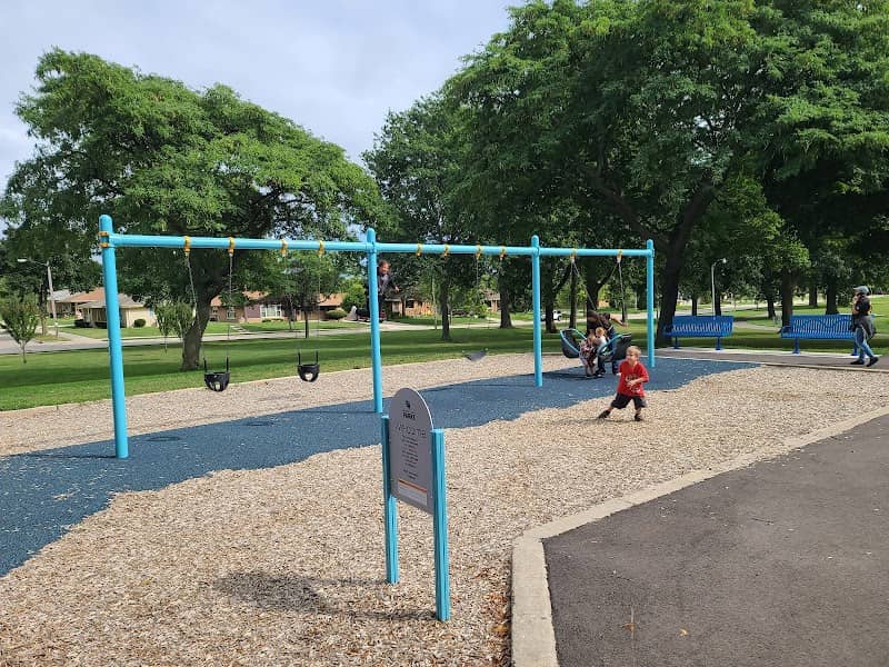 Pulaski Park - Cudahy - Image 3