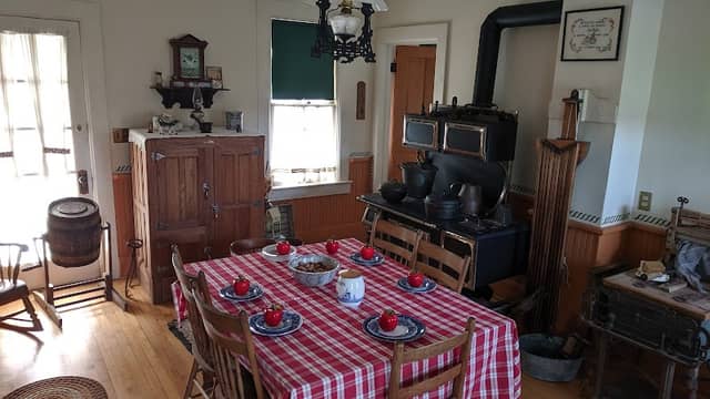 Morton Grove Historical Museum - Image 1