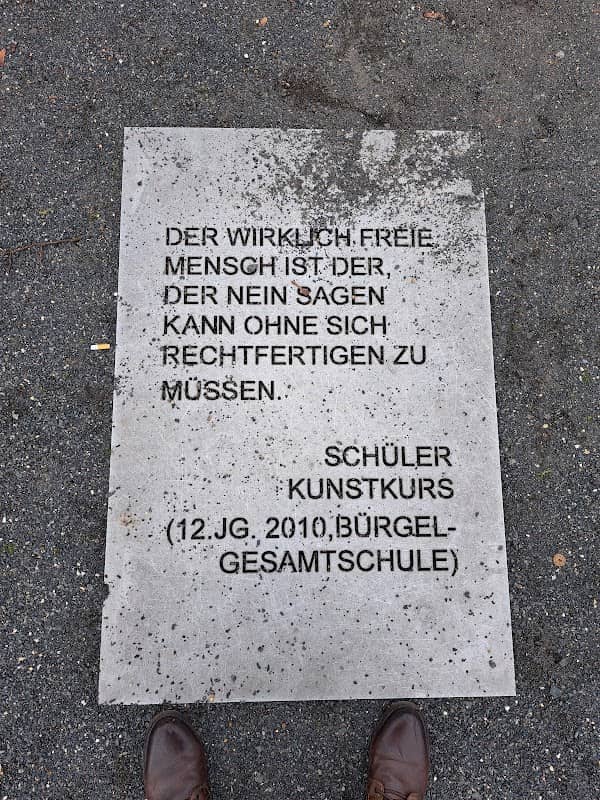 Platz der Freiheit - Image 1