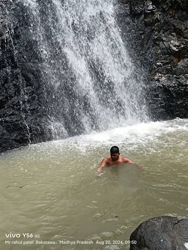 Water fall - Image 1