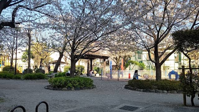 Kamata 1-chome Park - Image 2