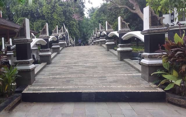 Maya Datar Park - Image 1