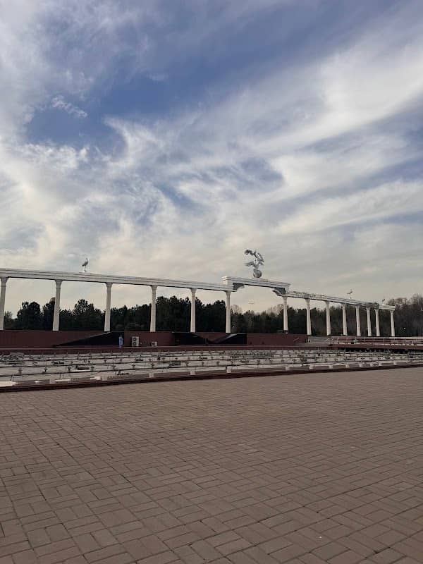 Mustaqillik Maydoni - Image 1